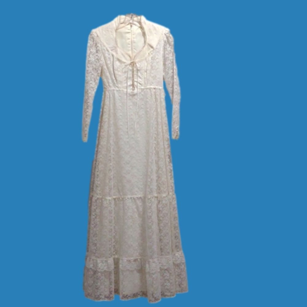 VTG 70s Tiered Lace Wedding Gown Dress Long Sleeve Boho Cottagecore USA